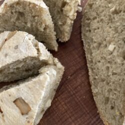 6月パン　(山椒破竹入りフォカッチャ)focaccia