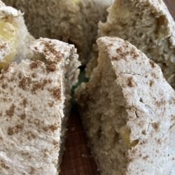 8月パン　(スリランカスパイス入りジャガイモのフォカッチャ)focaccia