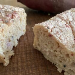 11月パン　玄米１００％（さつまいも黒ゴマ入り)