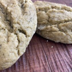 4月パン　玄米１００％（セロリさつまいも）