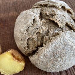 8月パン patate campagne(青紫蘇の香り)