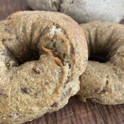 10月パン campagne foglie di gelso(桑の葉入りカンパーニュ) foglie di gelso bagles 桑の葉入りベーグル